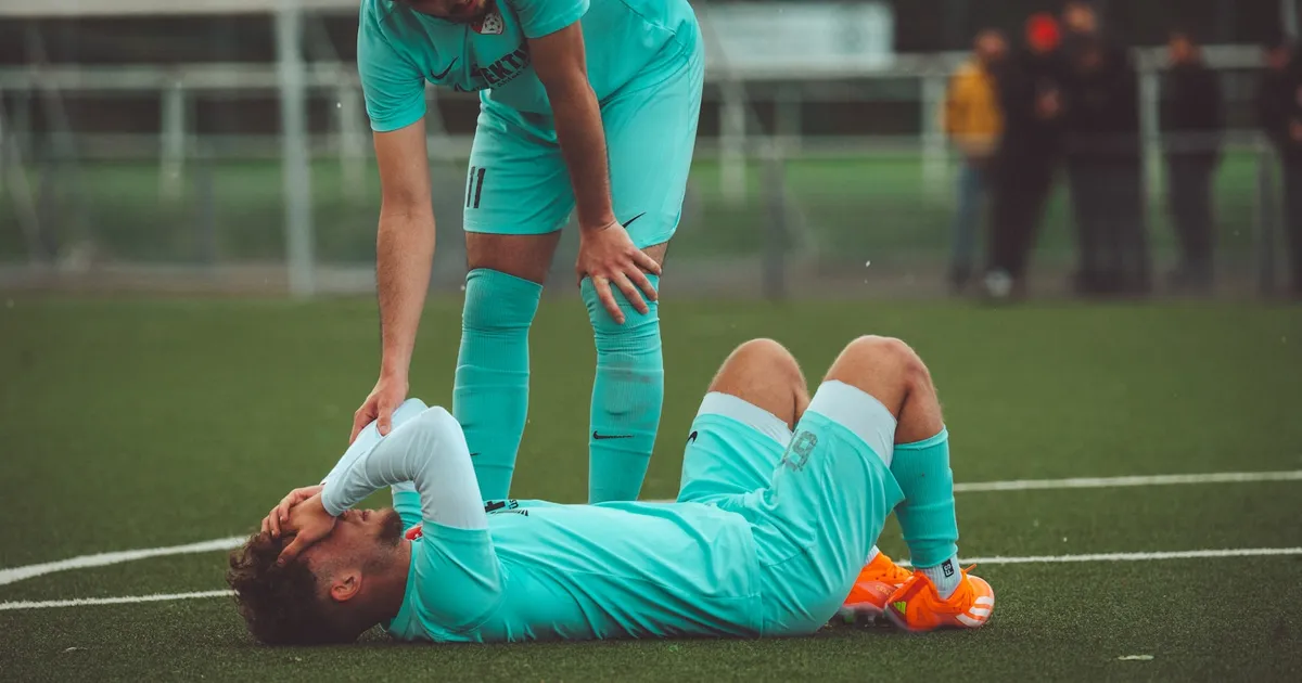 Blessure sportive : comment améliorer sa prise en charge par le coach ?