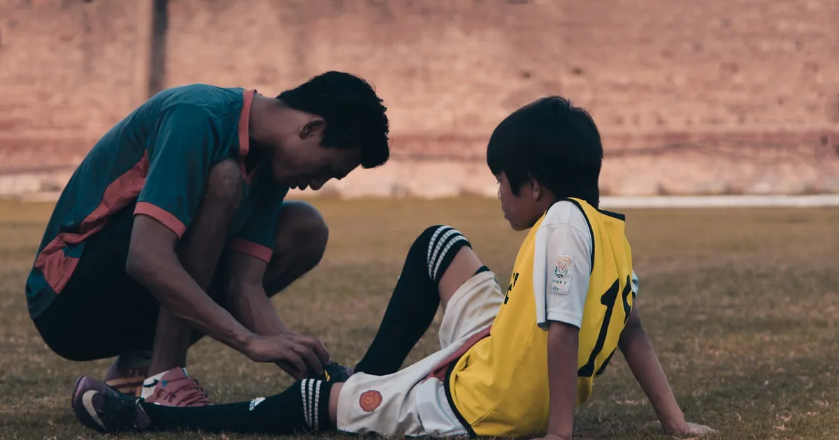Blessure sur le terrain : les bons gestes à adopter